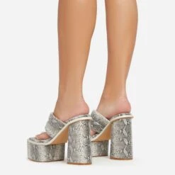 EGO Edge Padded Thong Strap Detail Square Toe Platform Block Heel Mule In Beige Snake Print Faux Leather -EGO Sales 06 01 23 fw42038 sq