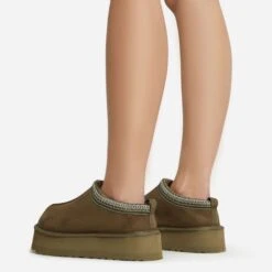 EGO Tazmin Aztec Detail Faux Fur Lining Platform Slipper In Green Faux Suede -EGO Sales 06 01 23 fw47487 sb