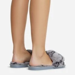 EGO Blanket Velcro Strap Printed Detail Square Peep Toe Flat Slipper In Grey Faux Fur -EGO Sales 06 10 22 fw5379 copy
