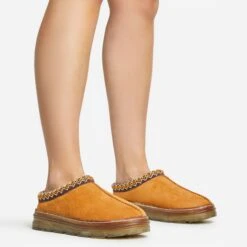 EGO Lil Aztec Detail Chunky Rubber Sole Faux Fur Lining Flat Slipper In Chestnut Brown Faux Suede