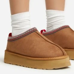 EGO Tazmin Aztec Detail Faux Fur Lining Platform Slipper In Chestnut Faux Suede -EGO Sales 20 01 23 fw acc52720 sq