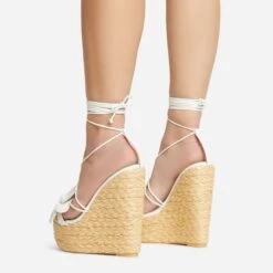 EGO Bloomy Lace Up 3D Flower Detail Woven Platform Wedge Heel In White Faux Leather -EGO Sales 20 01 23 fw acc53123 sq