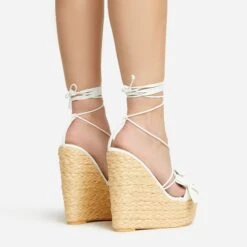 EGO Bloomy Lace Up 3D Flower Detail Woven Platform Wedge Heel In White Faux Leather -EGO Sales 20 01 23 fw acc53124 sq