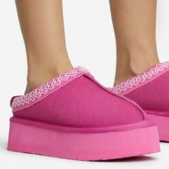 EGO Tazmin Aztec Detail Faux Fur Lining Platform Slipper In Pink Faux Suede -EGO Sales 28 10 22 fw25861 sq