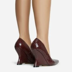 EGO In-Your-Soul Pointed Toe Cut Out Wedge Court Heel In Brown Croc Print Faux Leather -EGO Sales 30 11 22 fw31821 sb2