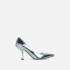 EGO Pointed Court Kitten Heel In Silver Patent -EGO Sales 30 11 22 fw32001 sq