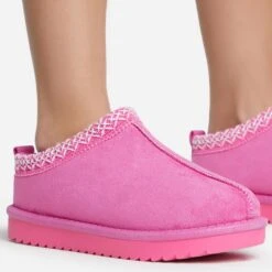 EGO Catch-Up Aztec Detail Faux Fur Lining Flat Slipper In Pink Faux Suede -EGO Sales 30 11 22 fw36206 copy