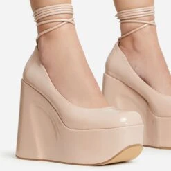 EGO Music-For-My-Ears Lace Up Closed Square Toe Platform Wedge Heel In Nude Patent -EGO Sales 30 11 22 fw39647 sq