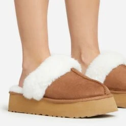 EGO Sugar Faux Fur Trim Platform Slipper In Chestnut Brown Faux Suede -EGO Sales 30 11 22 fw40004 sq